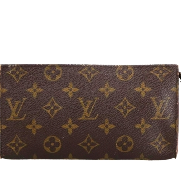 Louis Vuitton Monogram GM Pouch Pochette Brown Clutch🤎🤎 - Picture 1 of 16